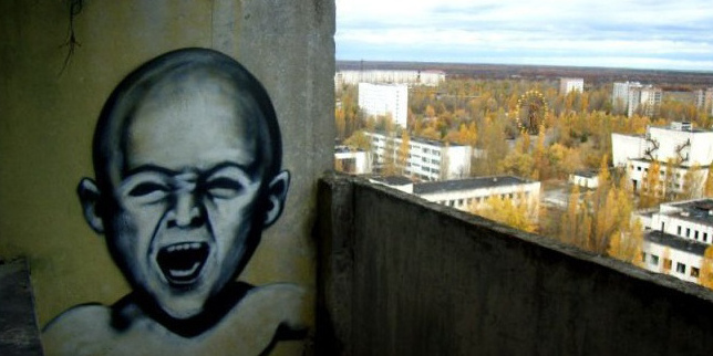 Граффити в Чернобыле — загадочные тени города-призрака.
